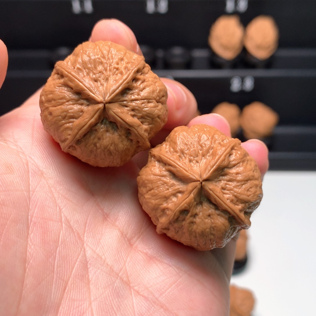 把件文玩核桃扶****?密石四棱