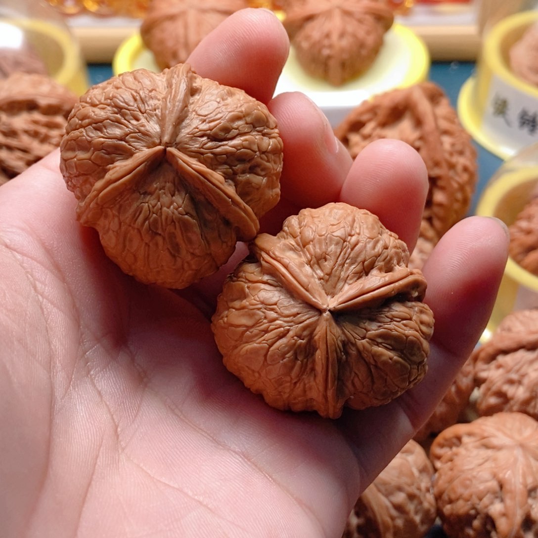 文玩核桃把件d****g铁3棱