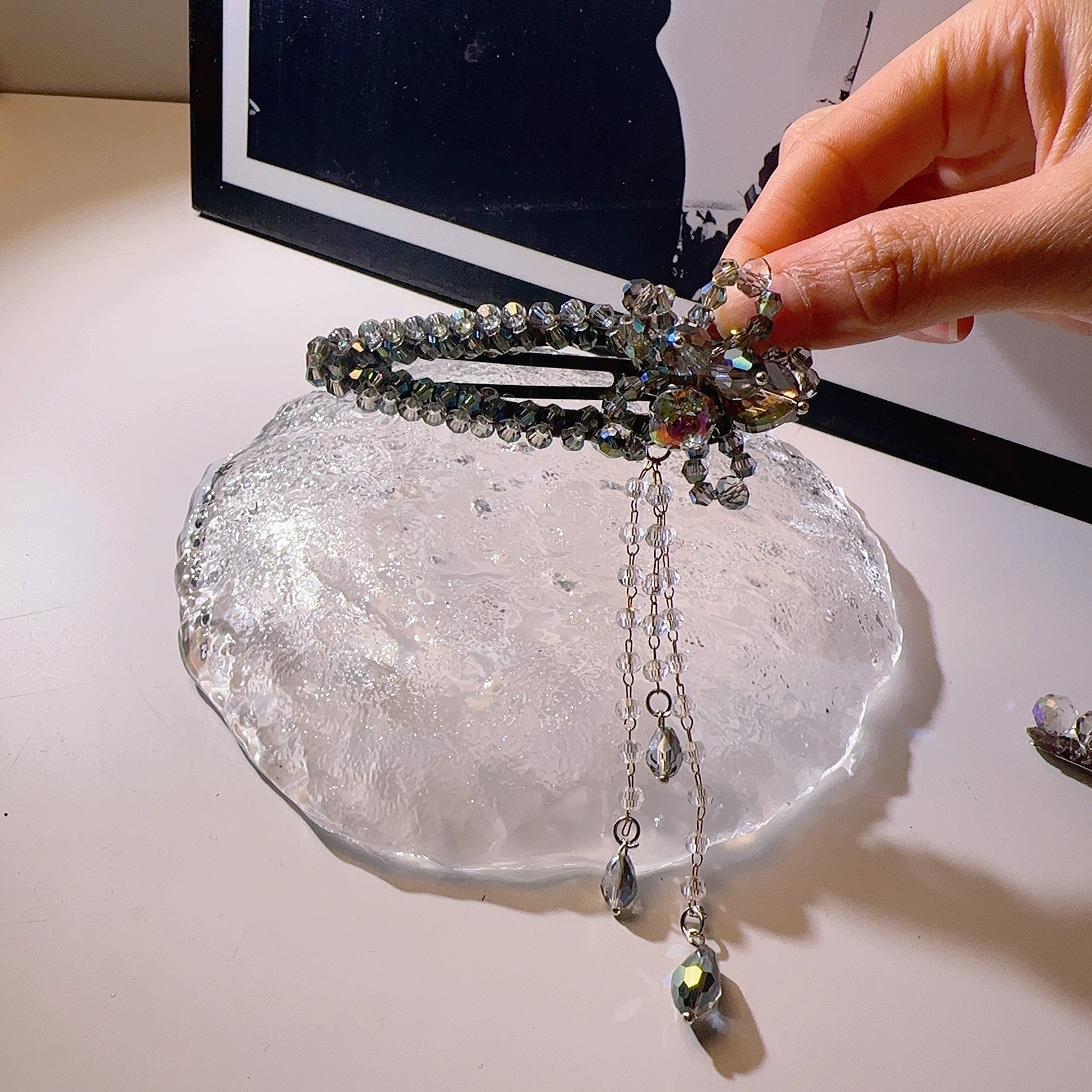 A8506编号紫莹轻奢发饰《拜拜夹》