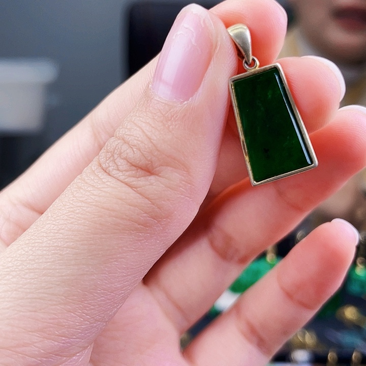 翡翠颈饰银S925镶嵌饰品