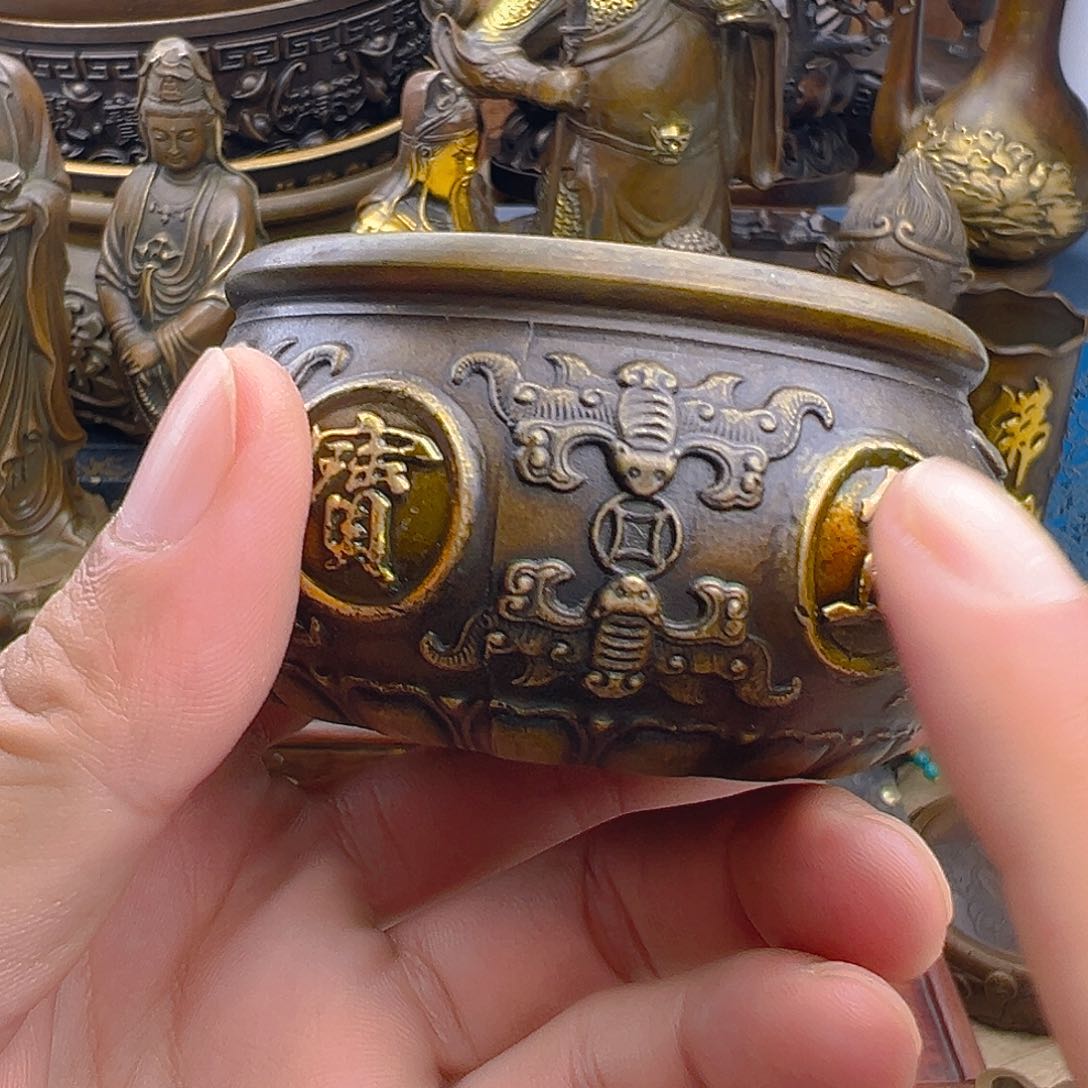铜工艺美术品等多家艺术