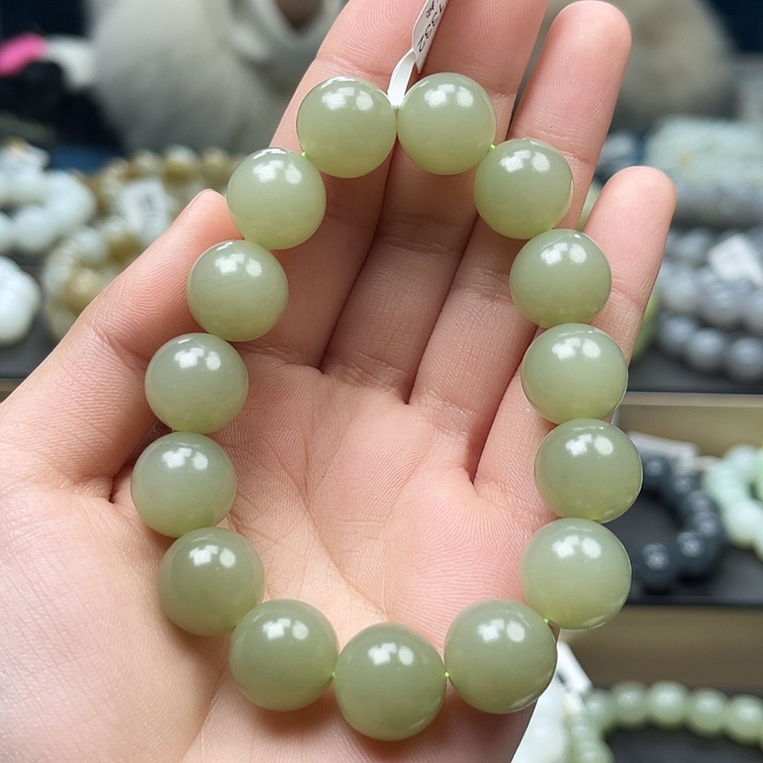 和田玉手链未镶嵌