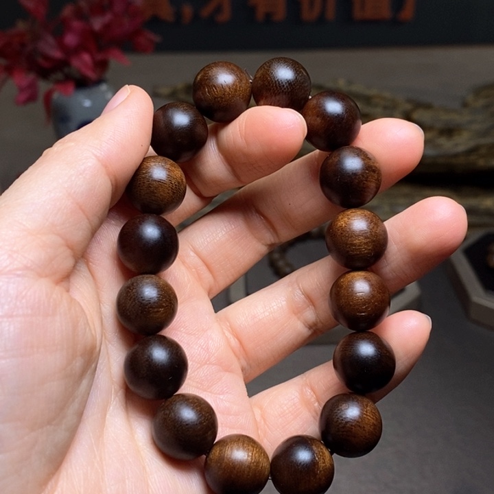 沉香手串越南芽庄紫棋玉化1.4
