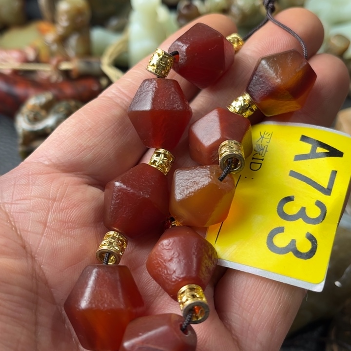 玛瑙/玉髓颈饰未镶嵌