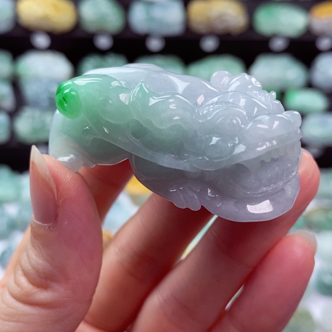 翡翠颈饰未镶嵌天然