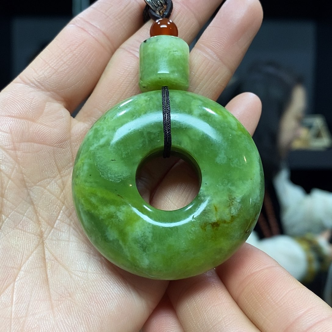 岫玉挂件吊坠未镶嵌