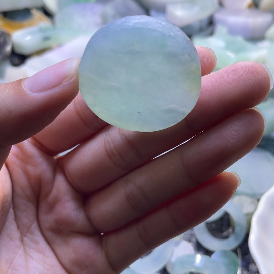 定制翡翠未镶嵌冰蓝扣子