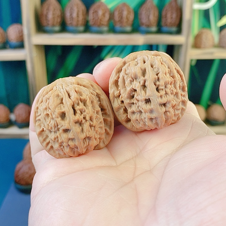 文玩核桃吊坠027核老闷35尺