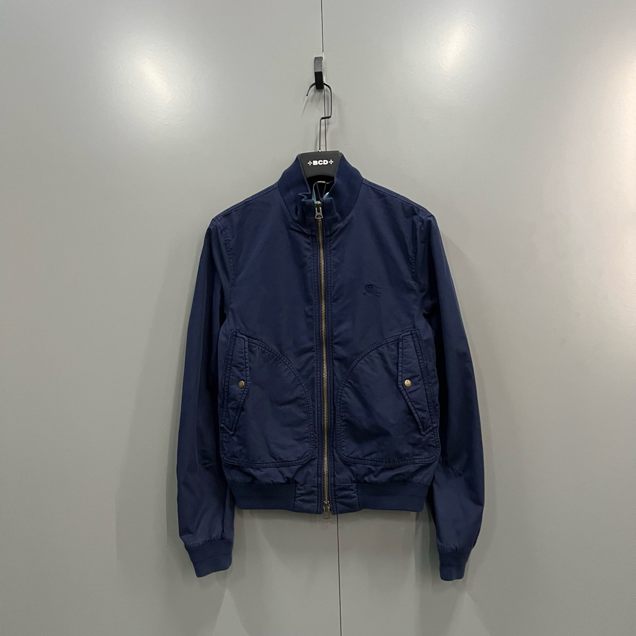 95新 BURBERRY/博柏利 （cc）深蓝色骑士刺绣夹克 S码/206181