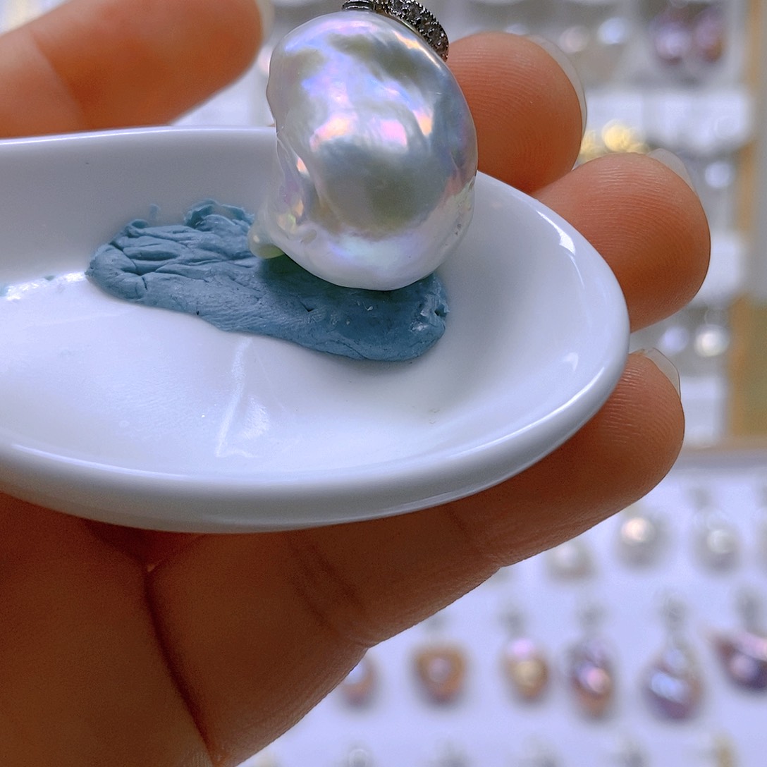 淡水珍珠颈饰合金