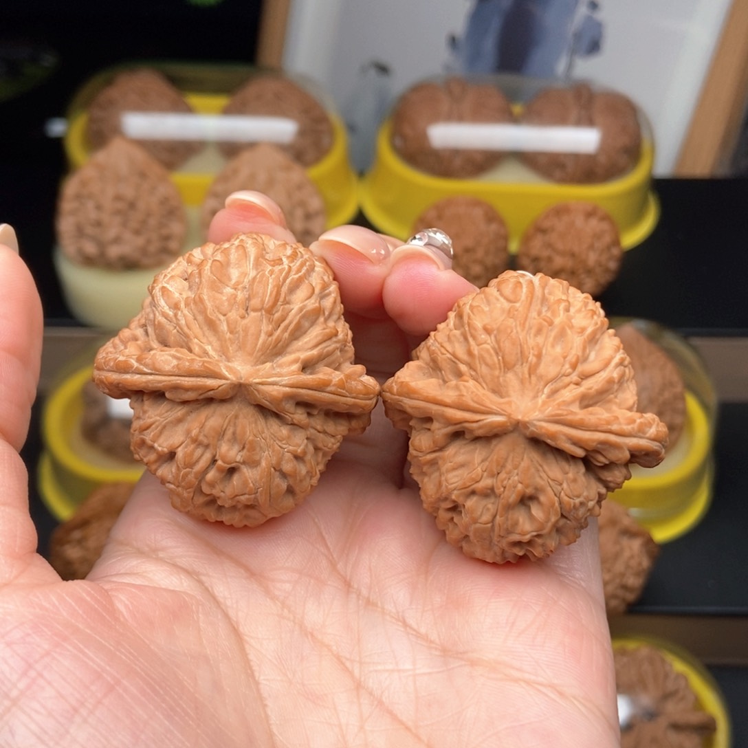 吊坠文玩核桃41白狮子