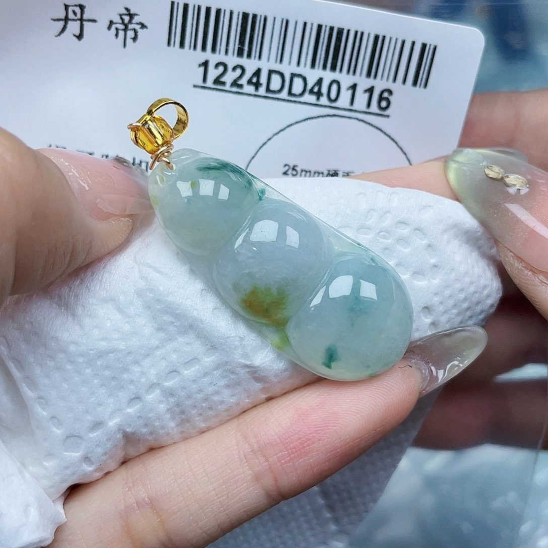 吊坠(不含链)未镶嵌翡翠野***果