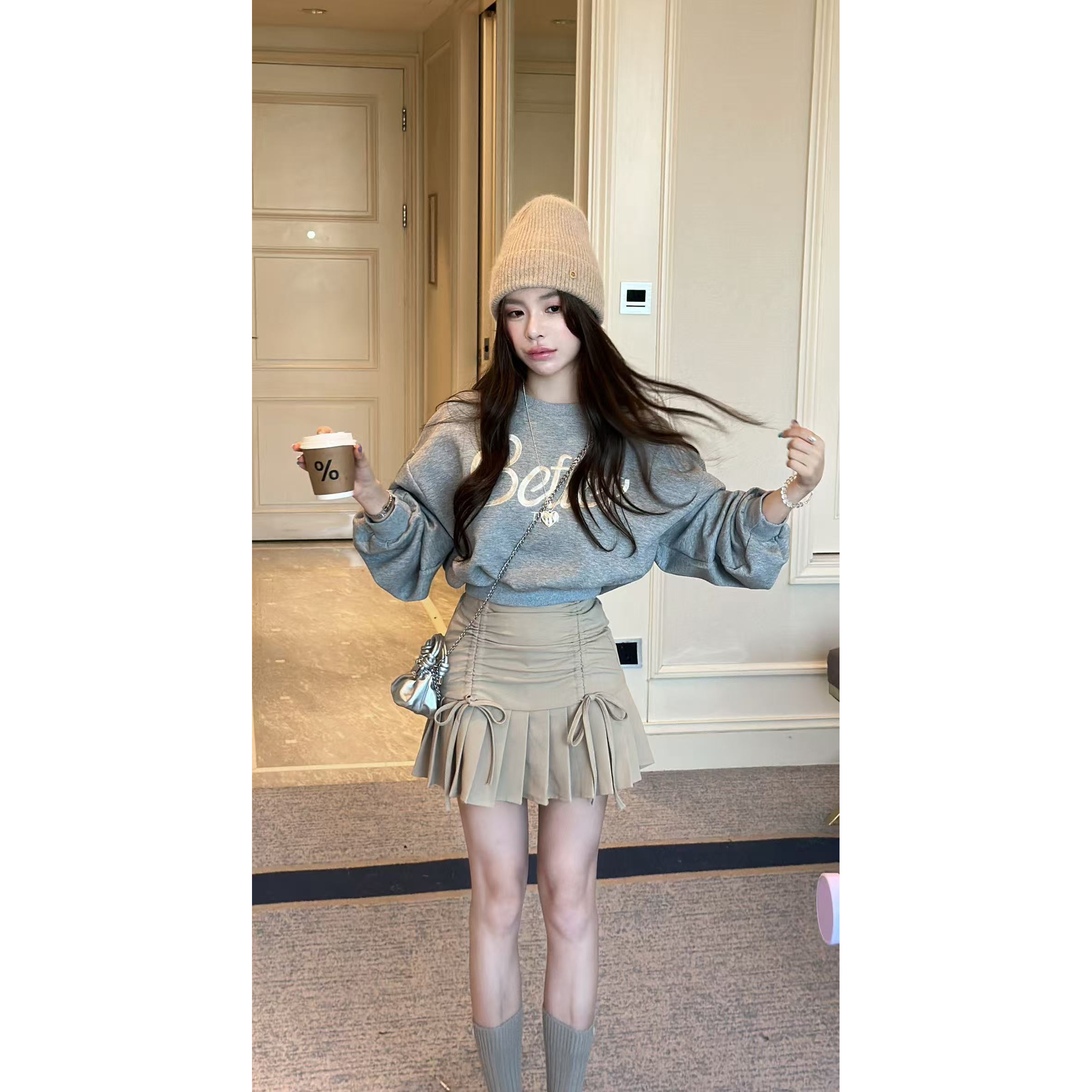 【HuiHui】东大门定制短款简约宽松卫衣时尚上衣（L0211）