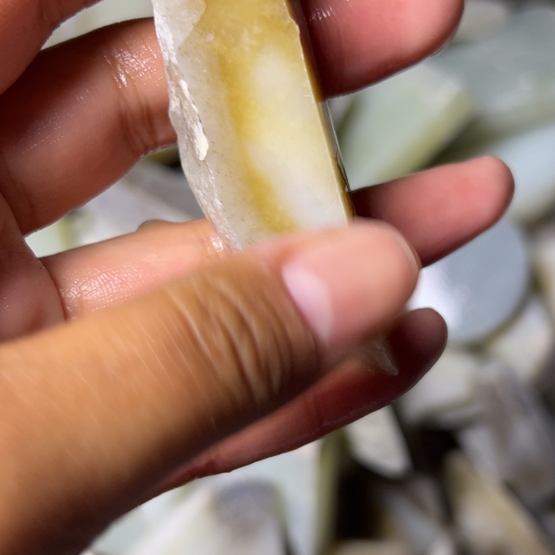 和田玉未镶嵌项链