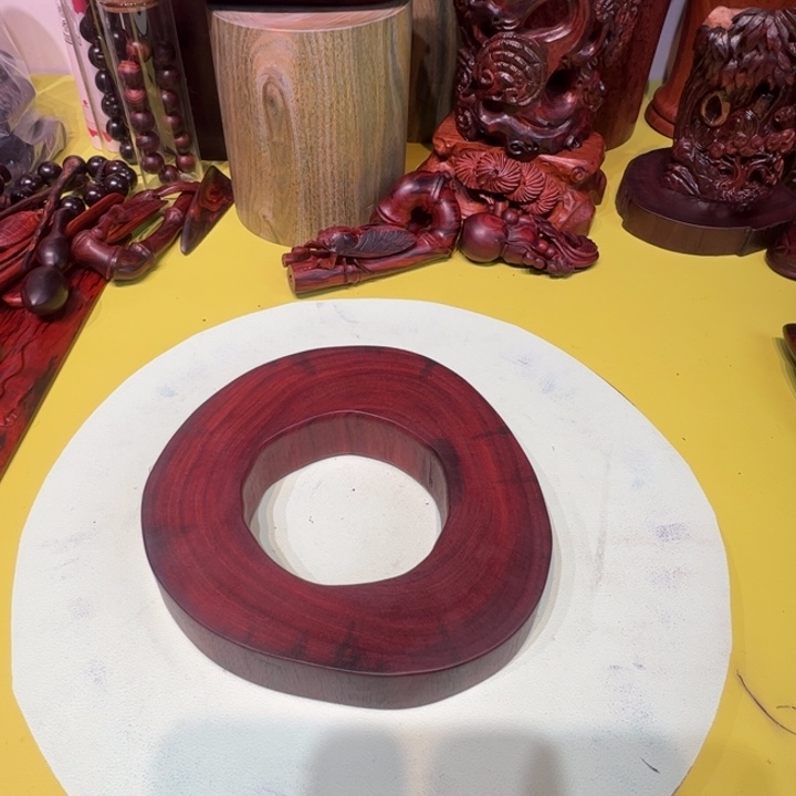 憨***哥非洲紫檀（红花梨）