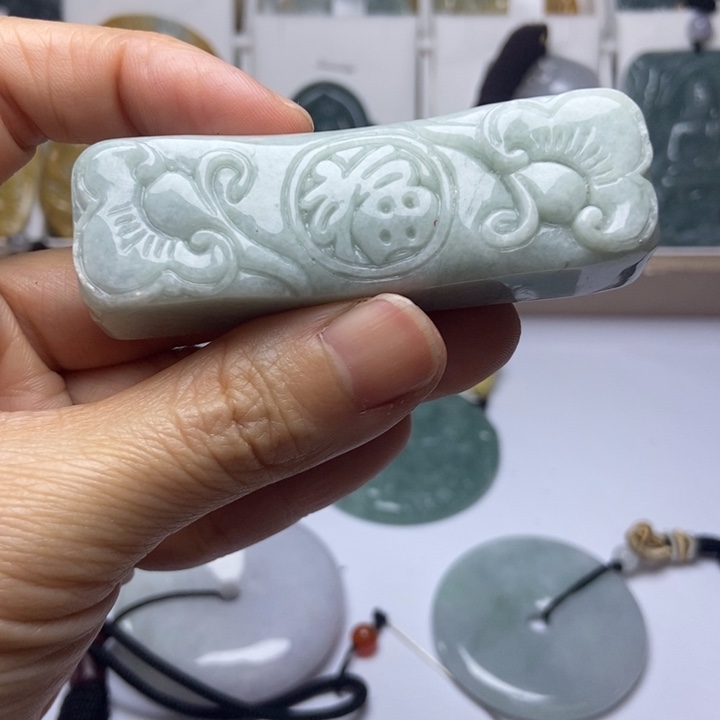 翡翠未镶嵌挂件翡翠