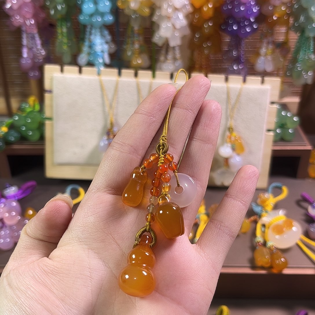 小****玛瑙/玉髓未镶嵌车挂福利款手机链