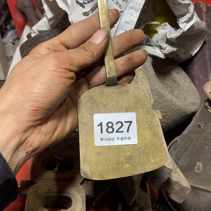 三***禾琉璃手工艺品58886666