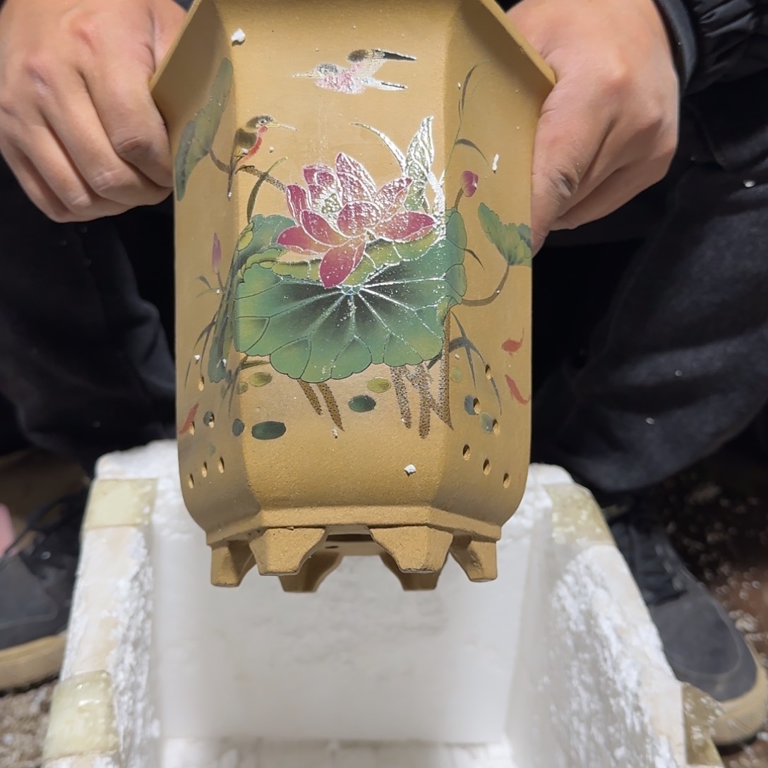 紫砂花盆瑕疵是我自己