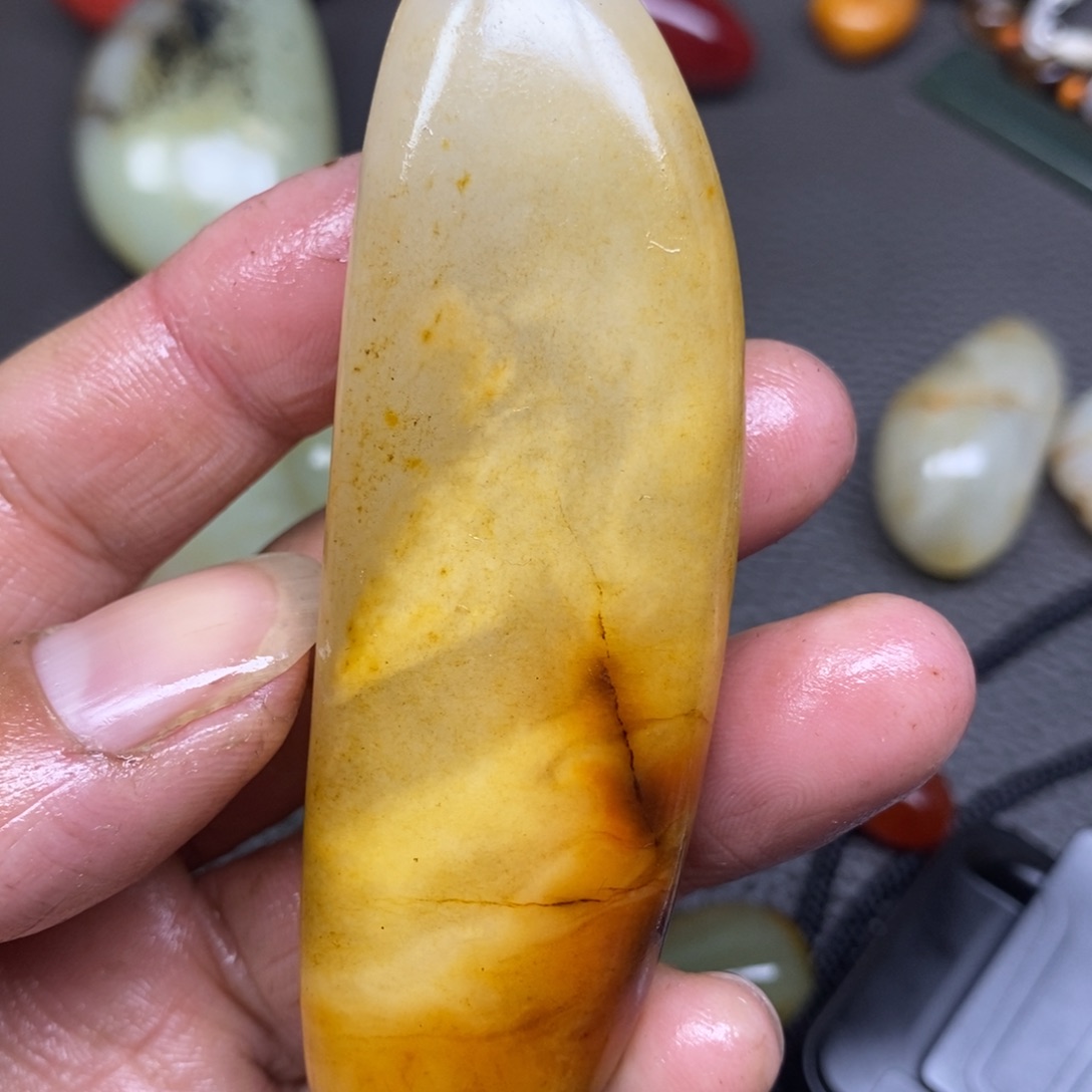 和田玉（糖玉）挂件未镶嵌