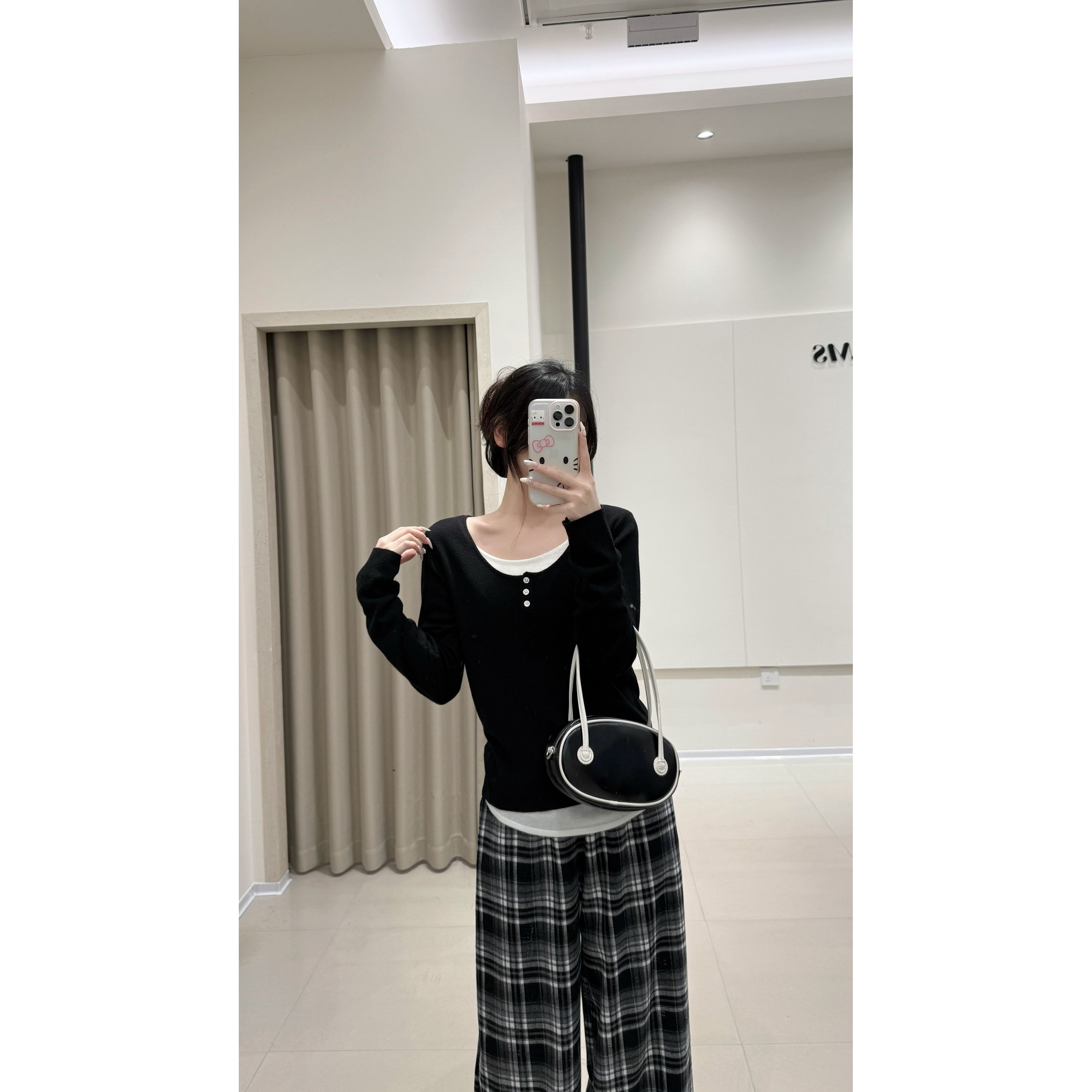 韩系圆领长袖假两件针织衫女修身弹力上衣2025秋冬新款.