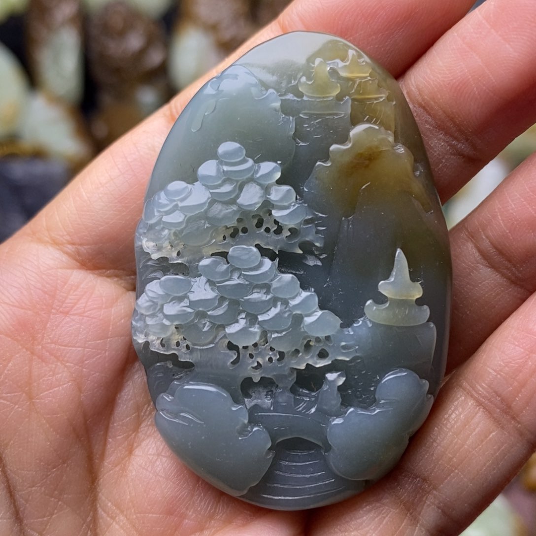 项链未镶嵌和田玉（糖玉）