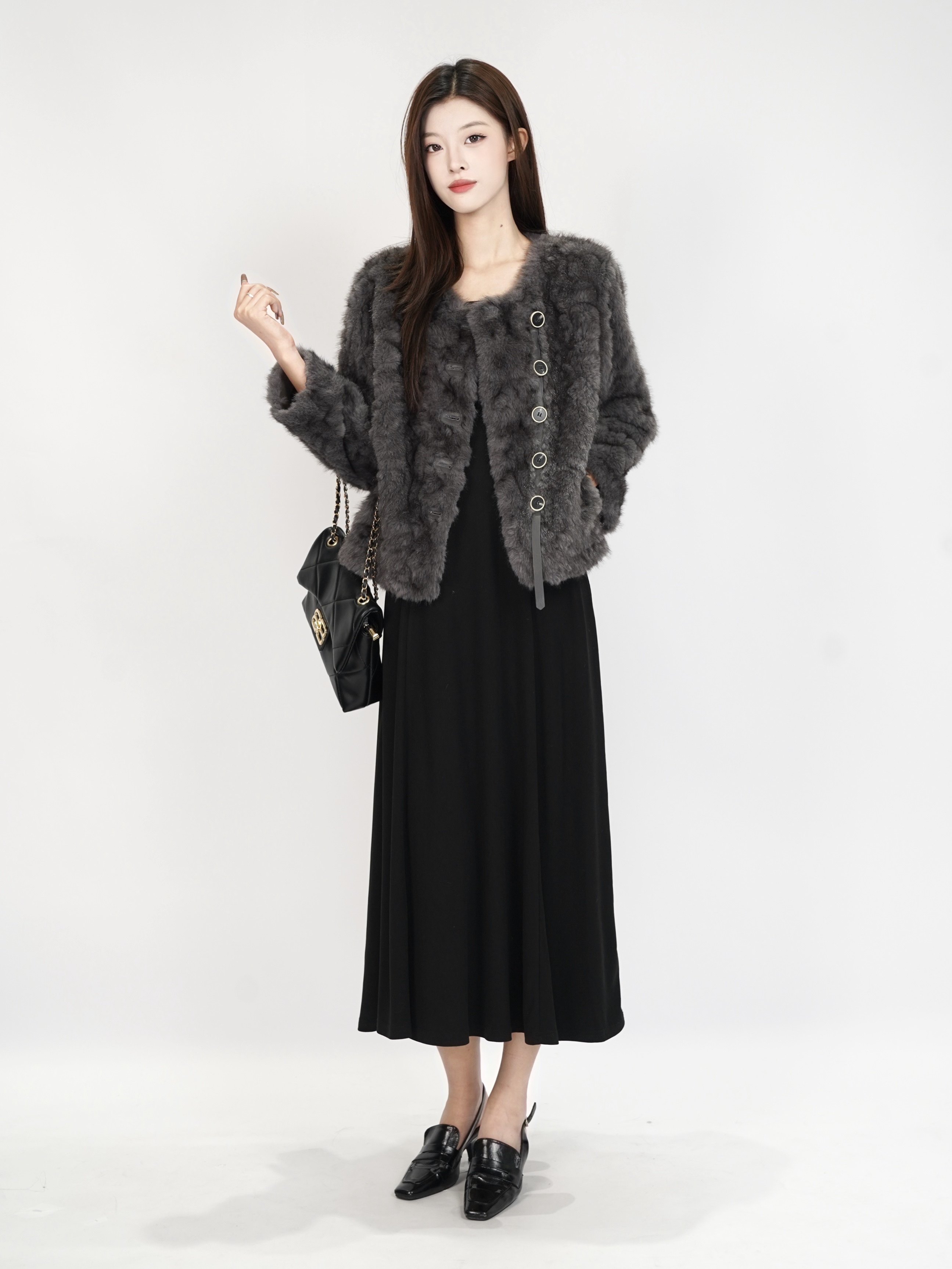 【NEW】时髦质感小香风保暖毛绒短款外套+丝绒长半裙搭配套装