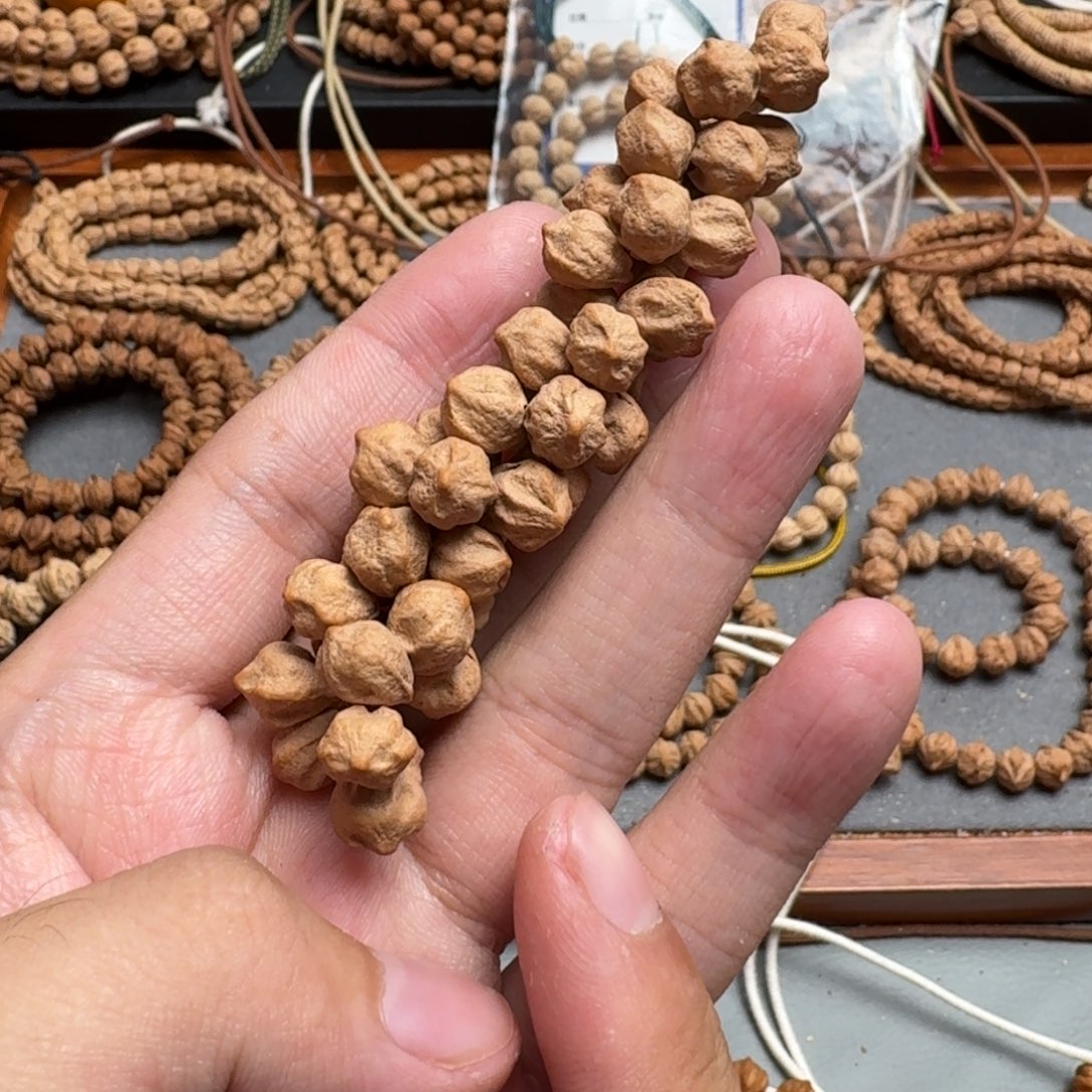 手串柏香籽/百香籽L****?5