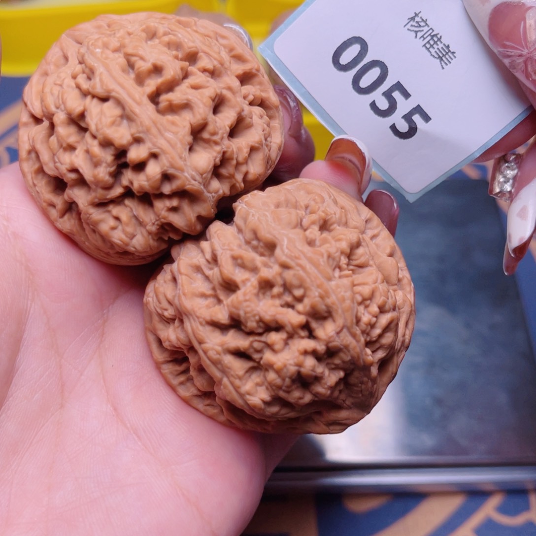 文玩核桃把件粗筋48～0055