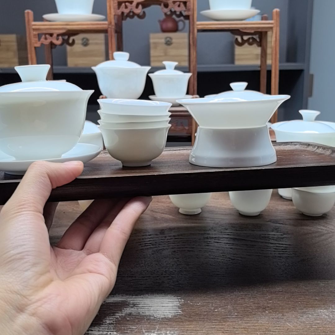 芊***贝150毫升元宝+4个大玉兰杯+漏网1个