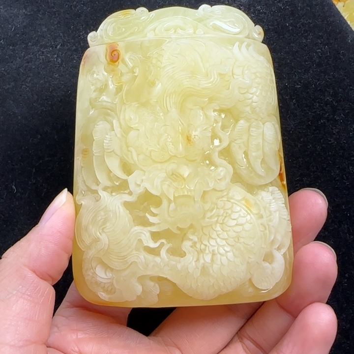 未镶嵌蜜蜡珠宝奇石