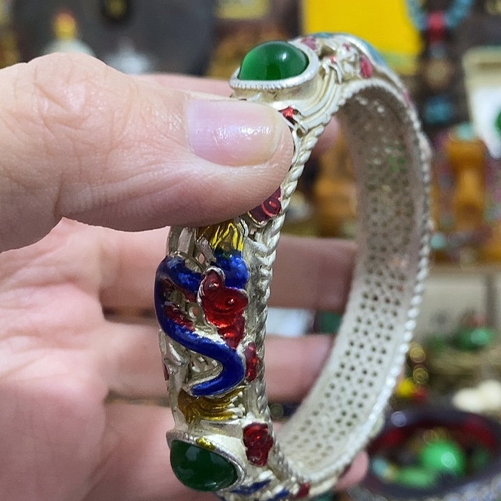 织绣1346558688899856555