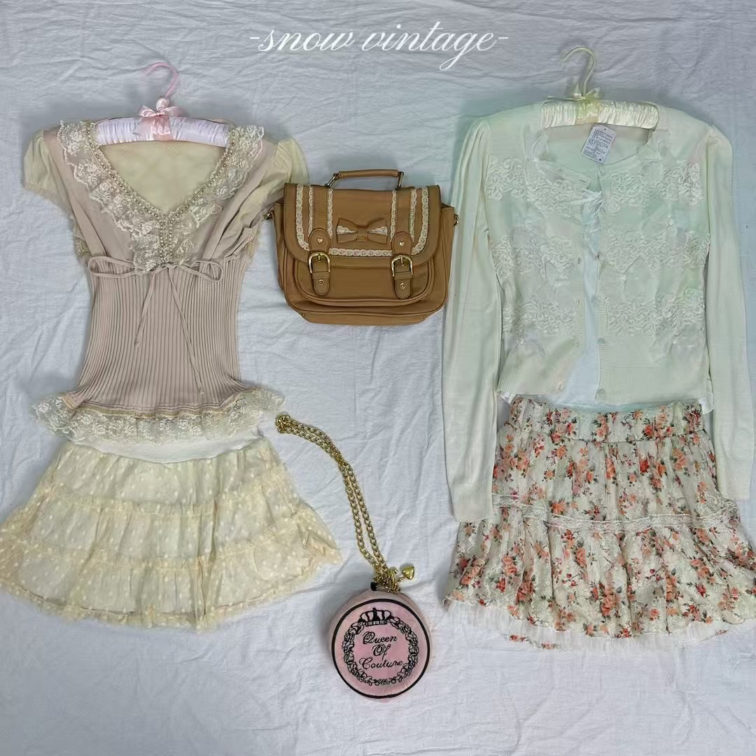 【99-159】古着吊带【图片仅供参考】扣号直播间，随意下单默认随机发。