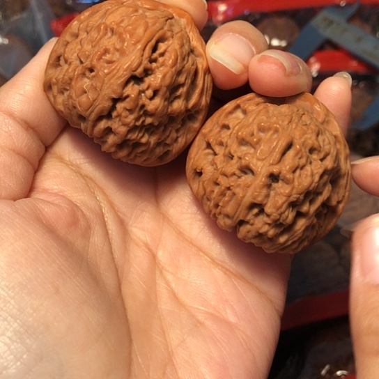 文玩核桃吊坠南疆39.5