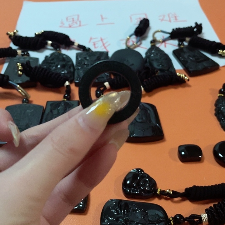 翡翠颈饰未镶嵌用****7