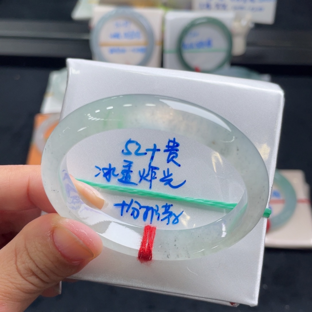 翡翠未镶嵌手镯澈*翡翠手镯