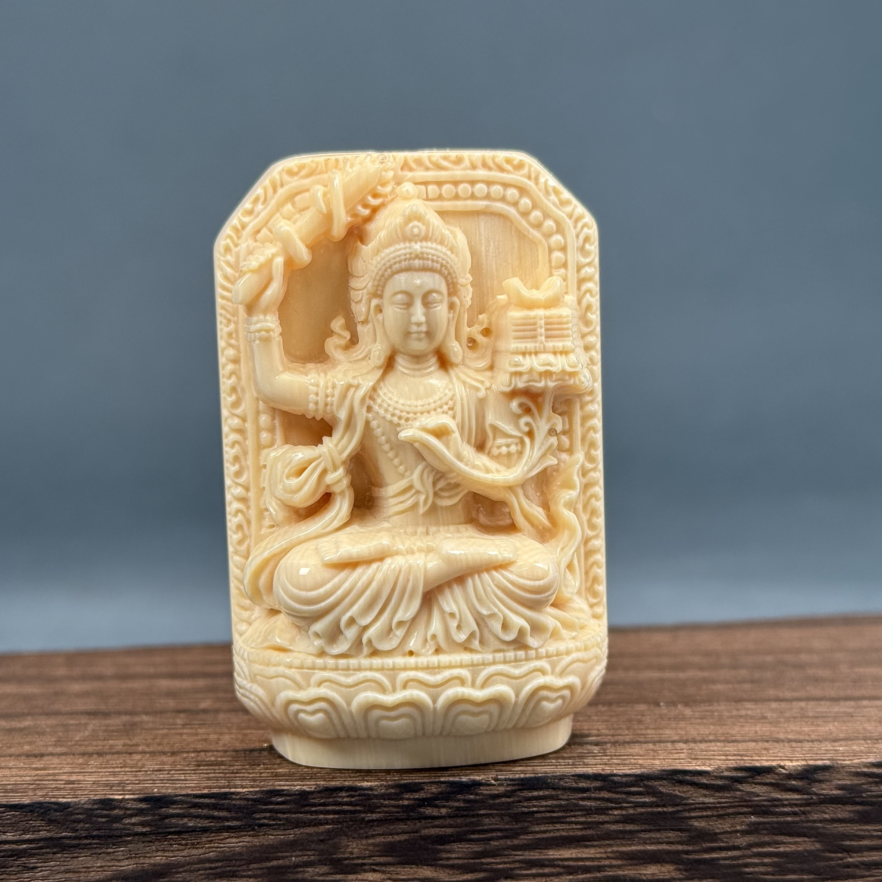 H81-37天然猛犸牙 虚空藏 牛 虎 38*59*19.5mm支持复检假一罚十