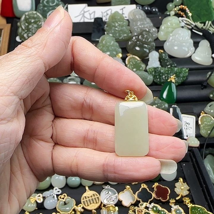 颈饰银S925镶嵌和田玉?*禾