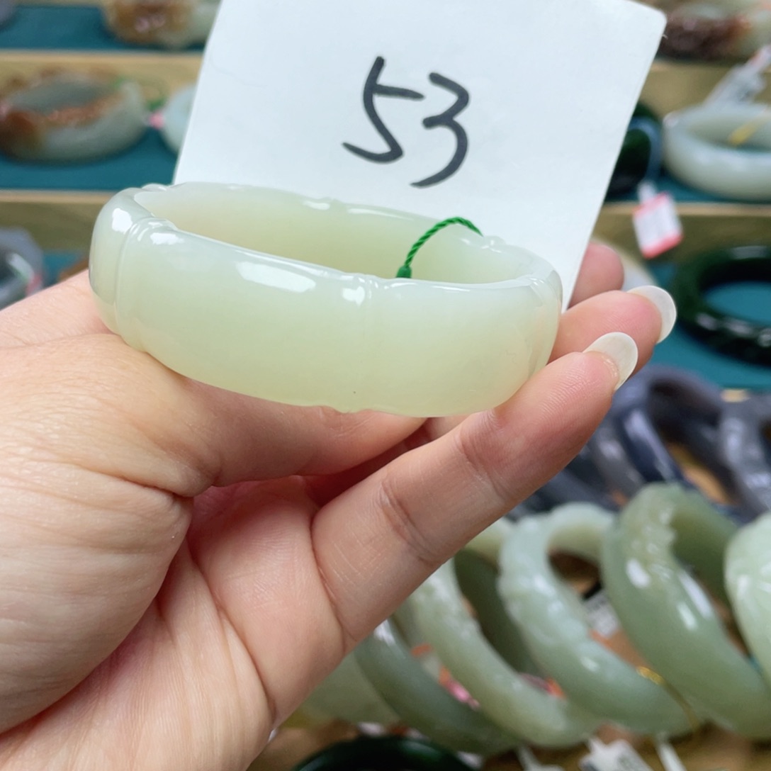 未镶嵌手镯和田玉圈口55