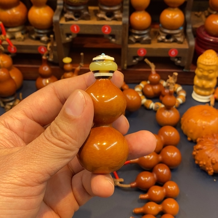 蟑****葫芦娃娃娃娃娃娃娃娃娃