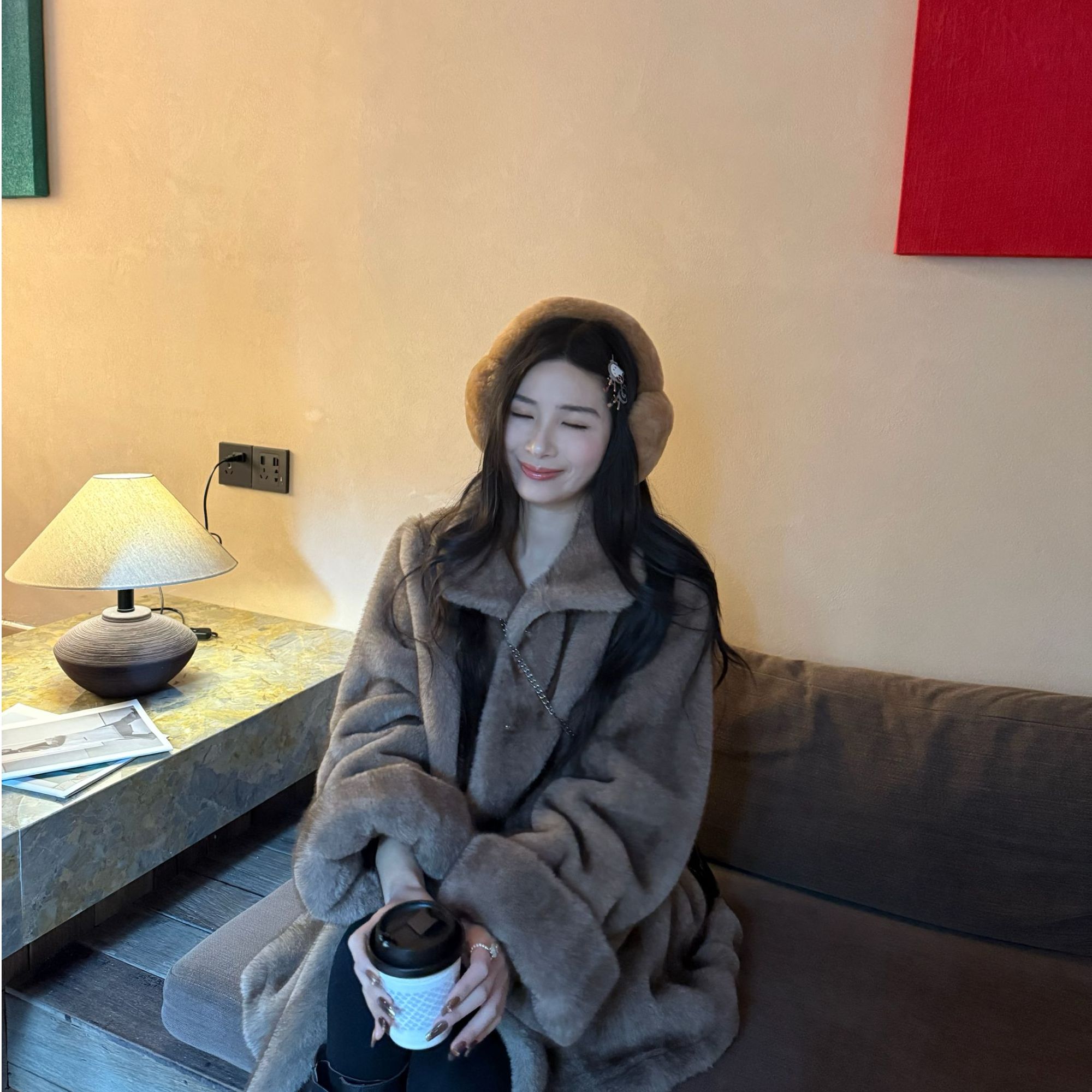 HAIYUN╳25年冬季新款在逃公主风南瓜挽袖中长款翻领毛毛外套女