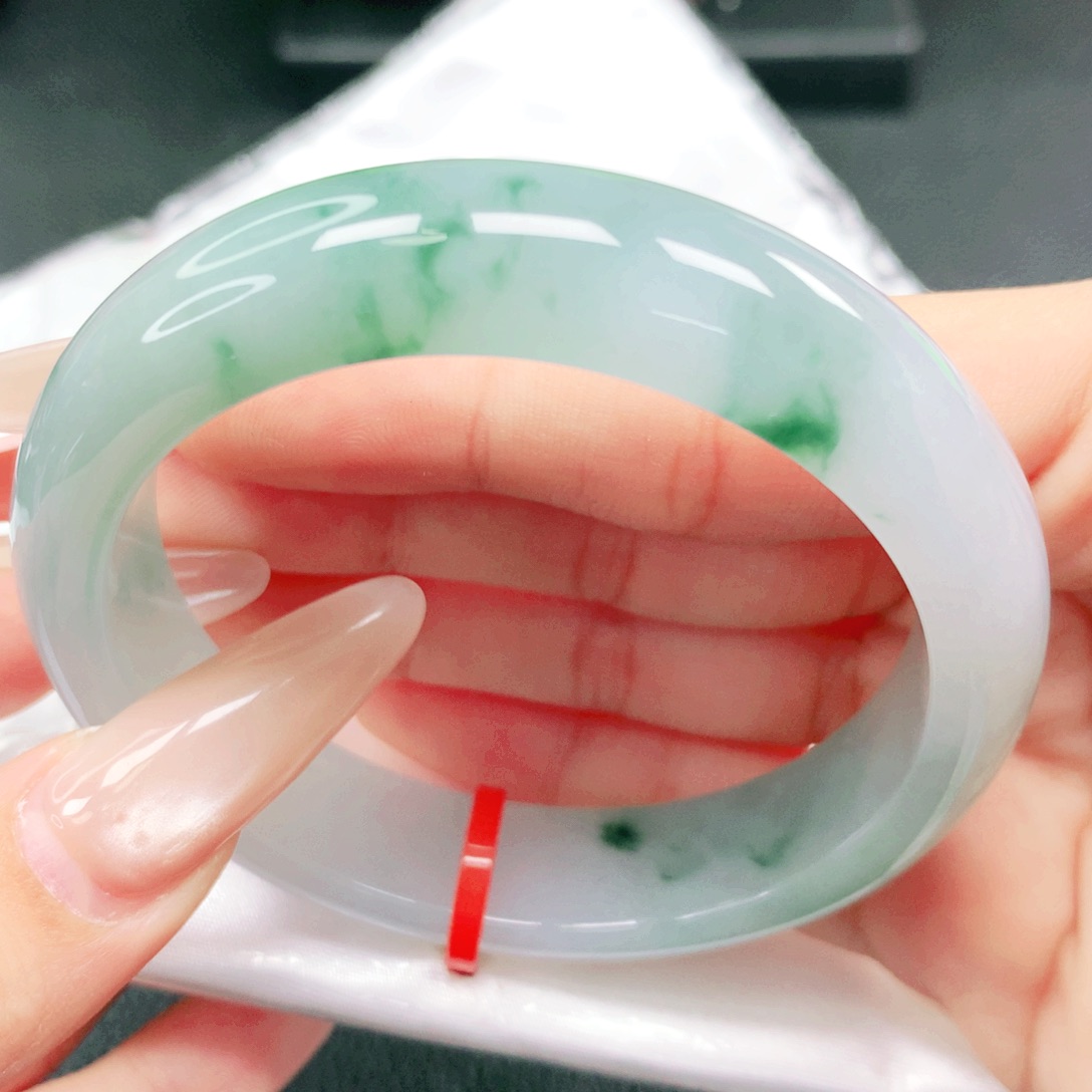 翡翠未镶嵌手镯56