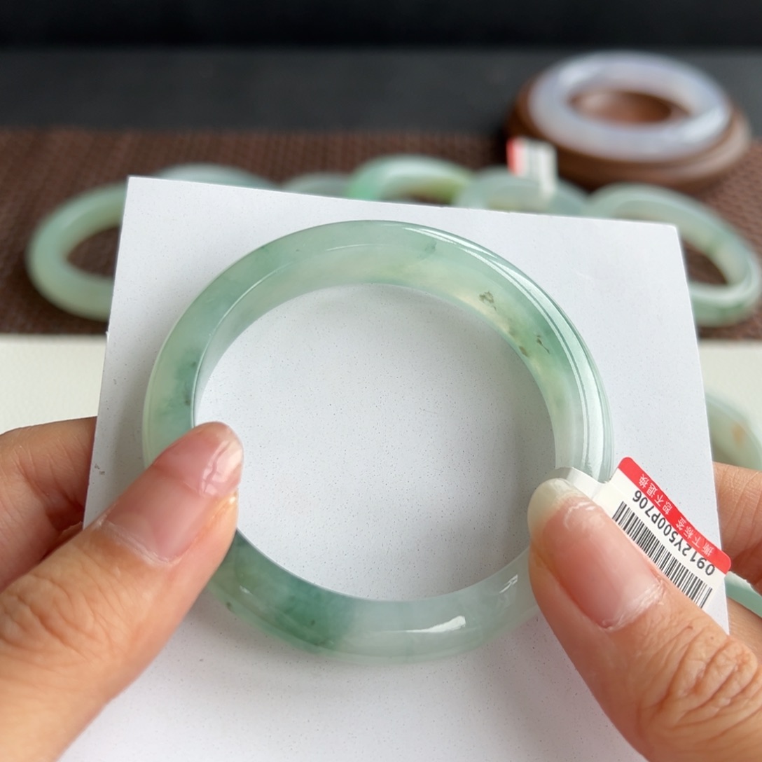 翡翠手镯未镶嵌19号 51.8