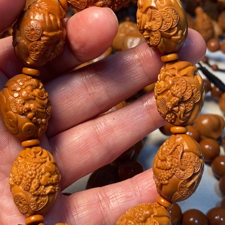 橄榄核手串/手链钱袋金蟾上色1.8