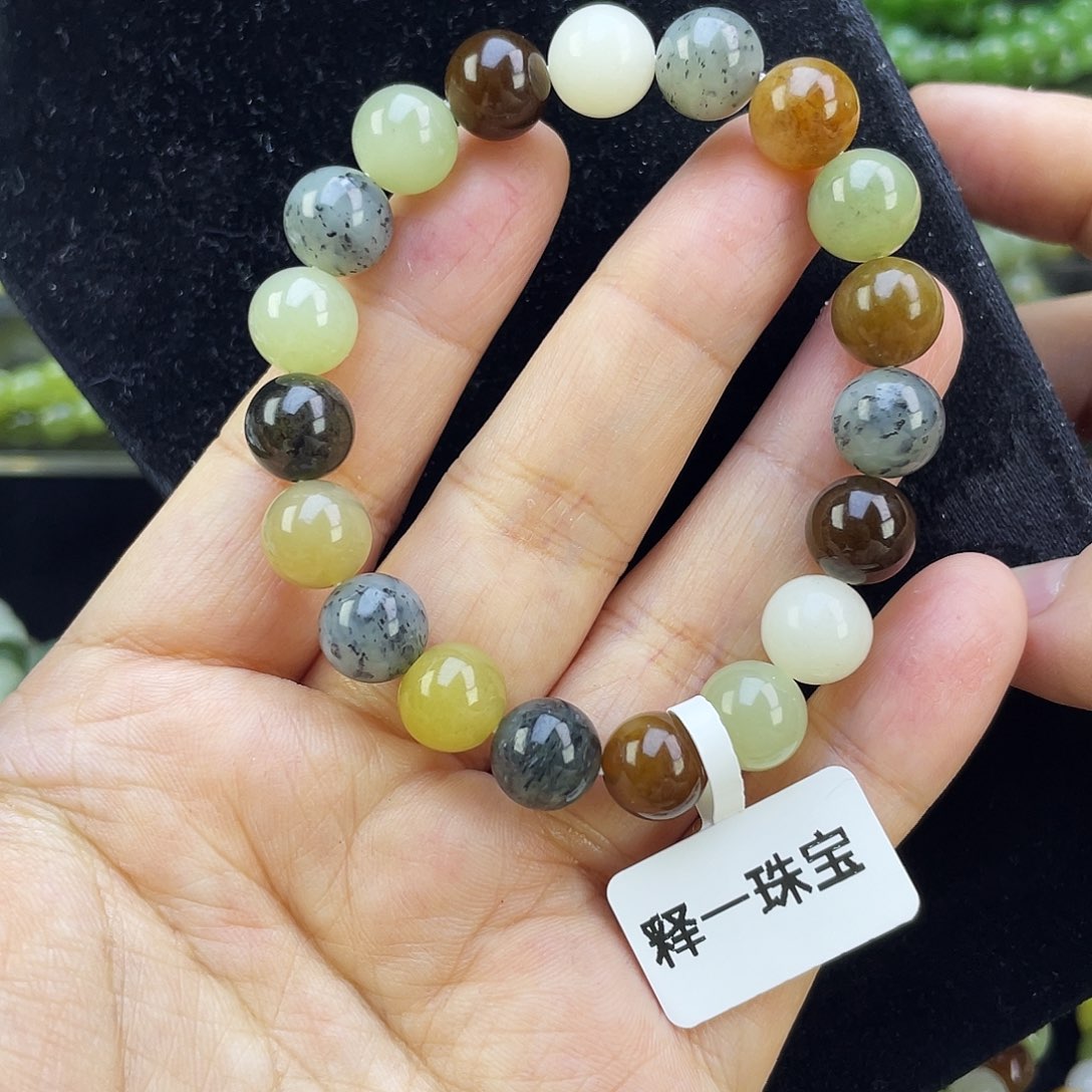 和田玉未镶嵌手链