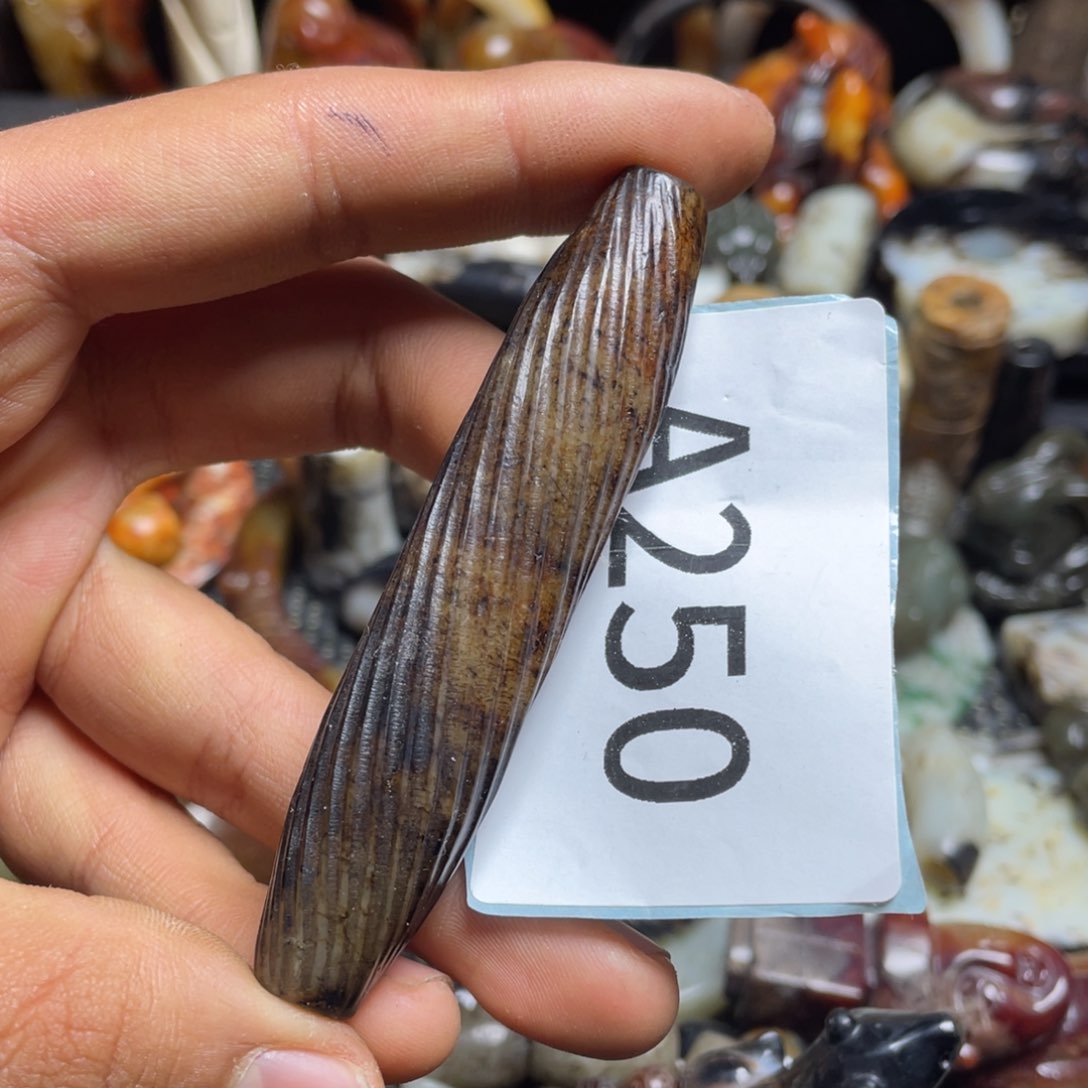 和田玉（糖玉）挂件未镶嵌