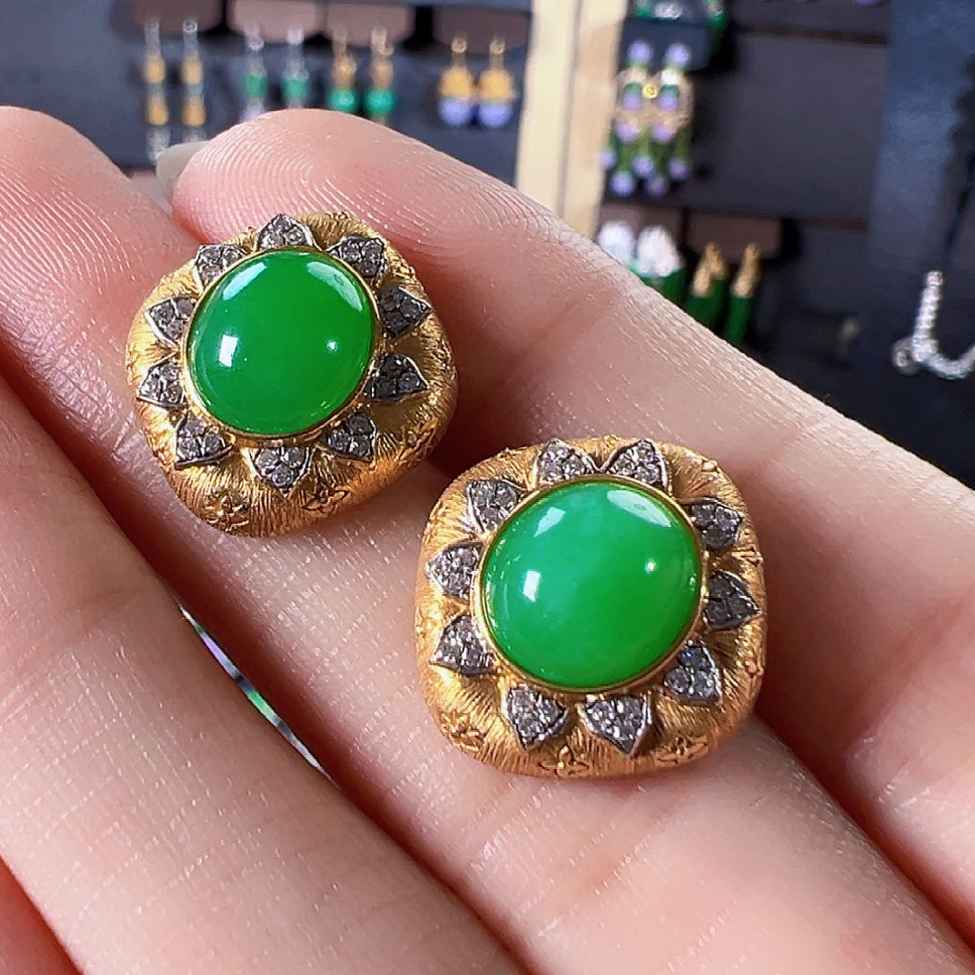 翡翠耳饰18K金镶嵌签收后24小时鉴赏期