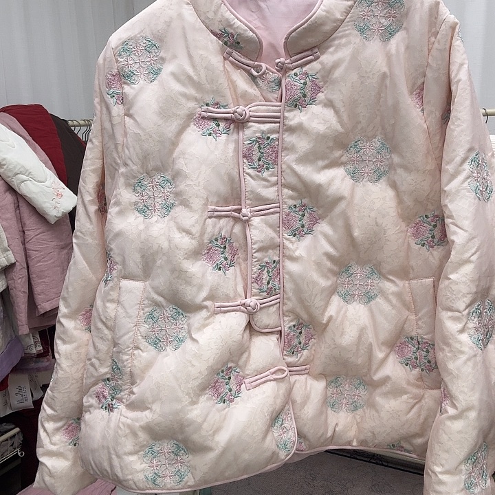 3311粉色小号外套女