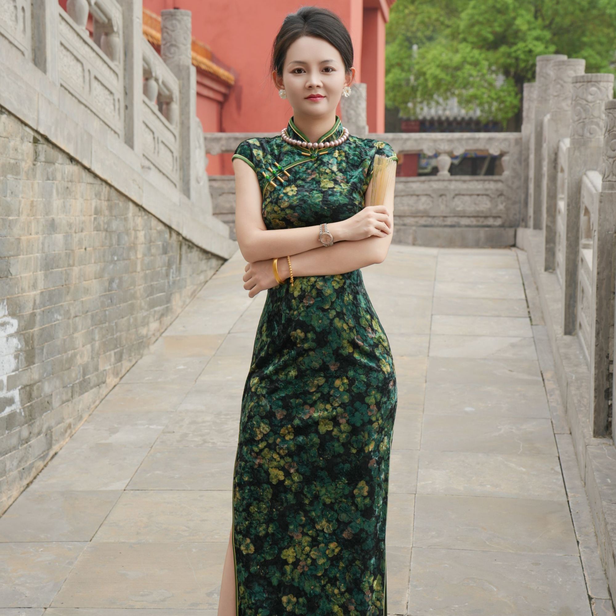 旷美旗韵中国风复古港风日常变色旗袍气质时尚复古显瘦绿色中长款