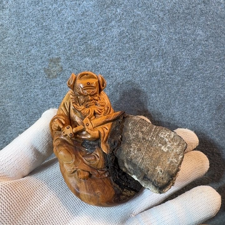 崖柏摆件手把件等